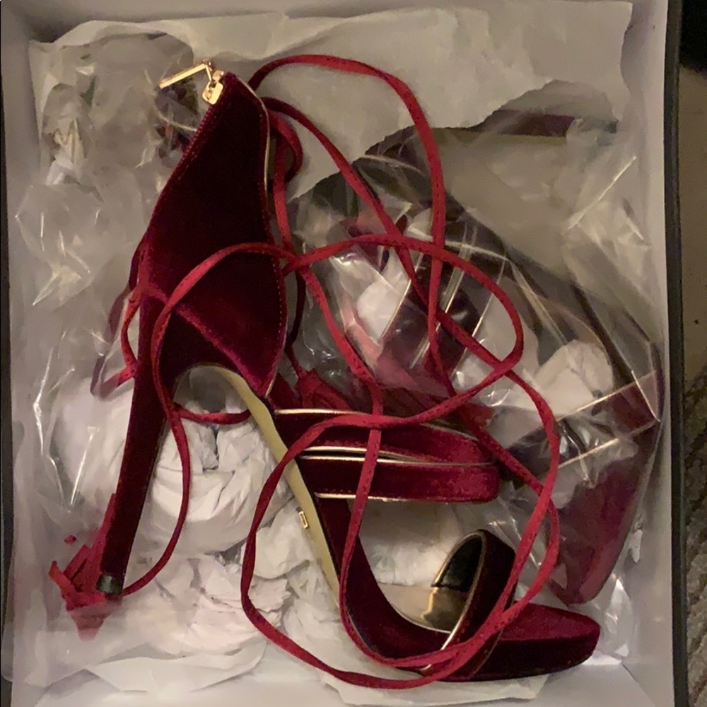 Gorgeous red velvet stiletto lace up